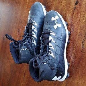 Under Armour football cleats - 8
